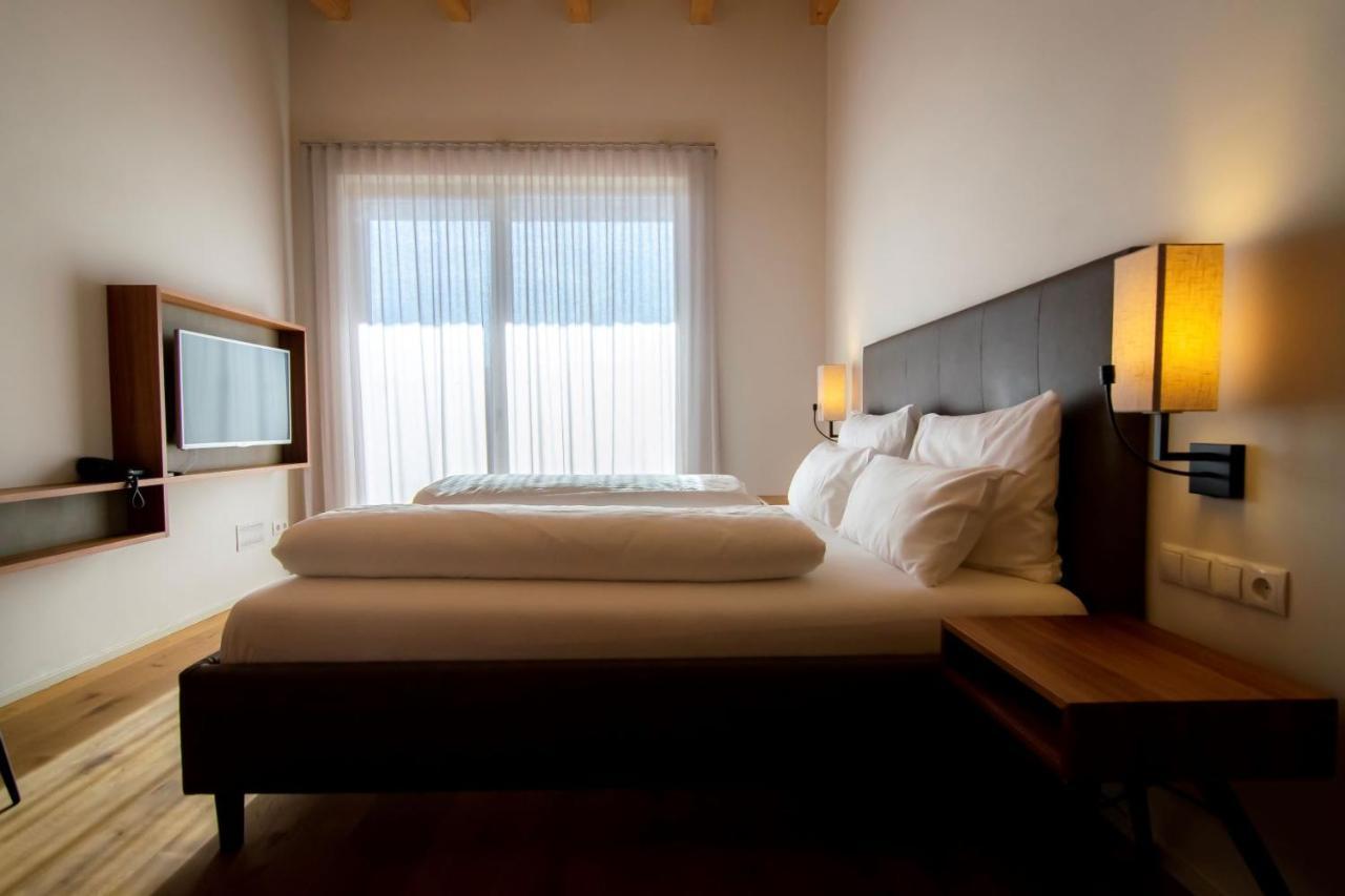 Bruehl Suites&Residence Калдаро Екстериор снимка