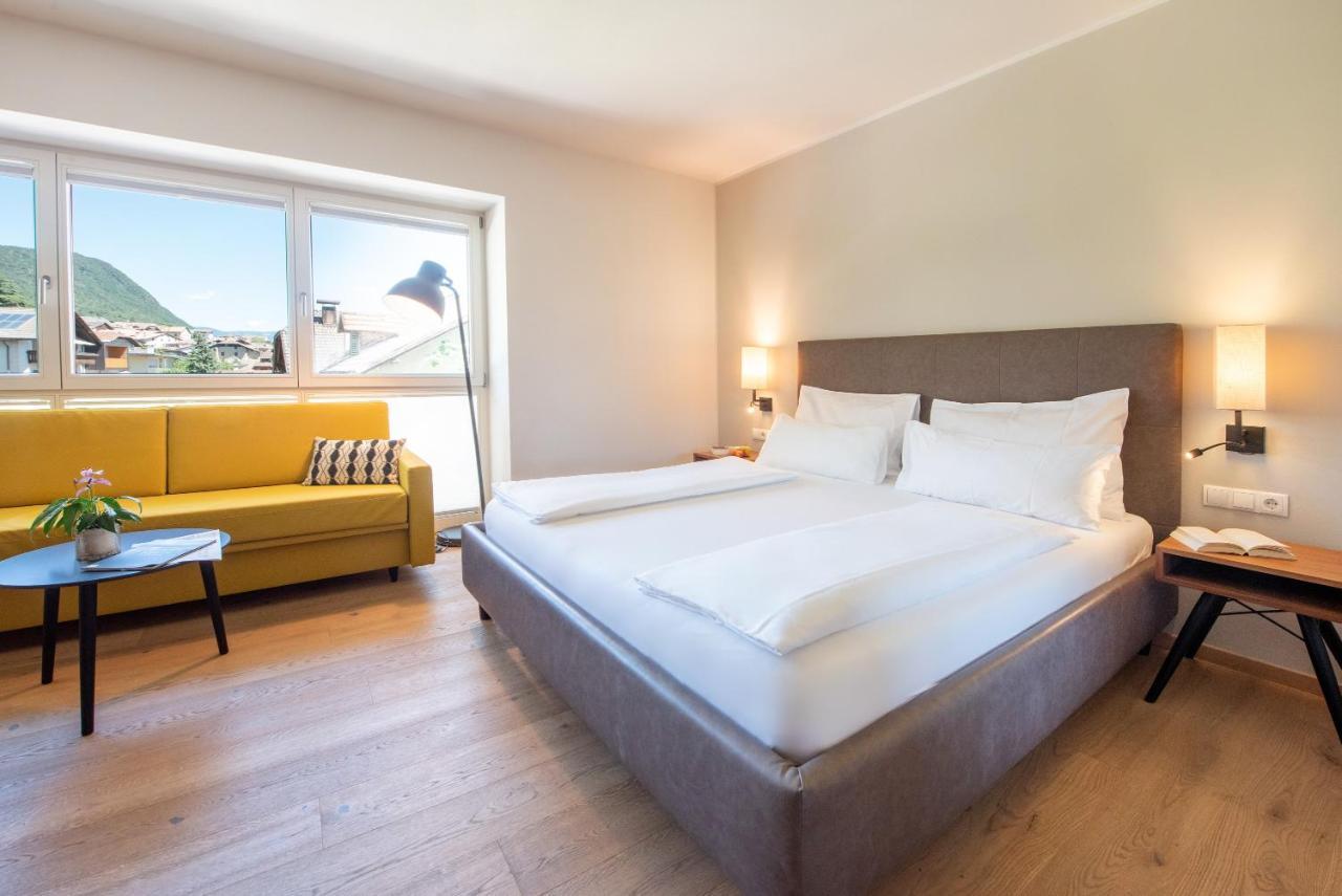 Bruehl Suites&Residence Калдаро Екстериор снимка