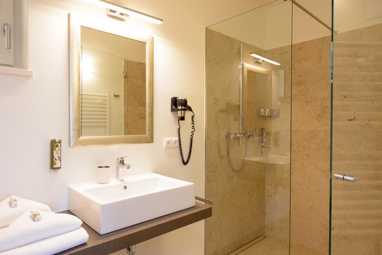 Bruehl Suites&Residence Калдаро Екстериор снимка