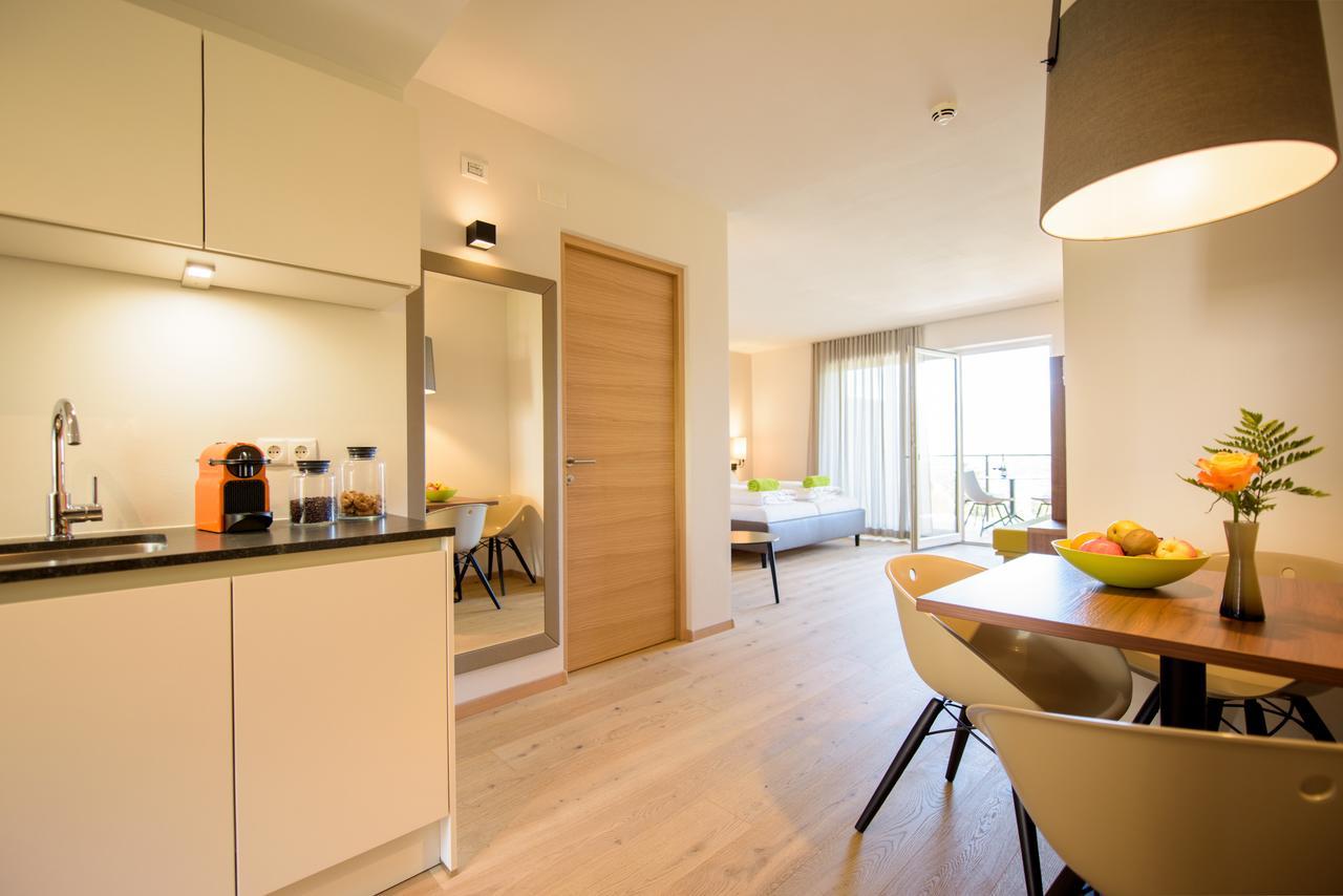 Bruehl Suites&Residence Калдаро Екстериор снимка