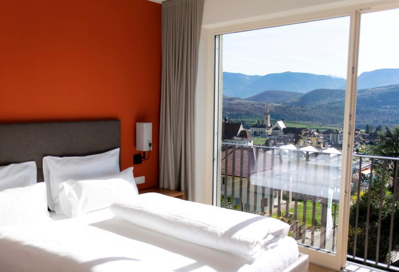 Bruehl Suites&Residence Калдаро Екстериор снимка