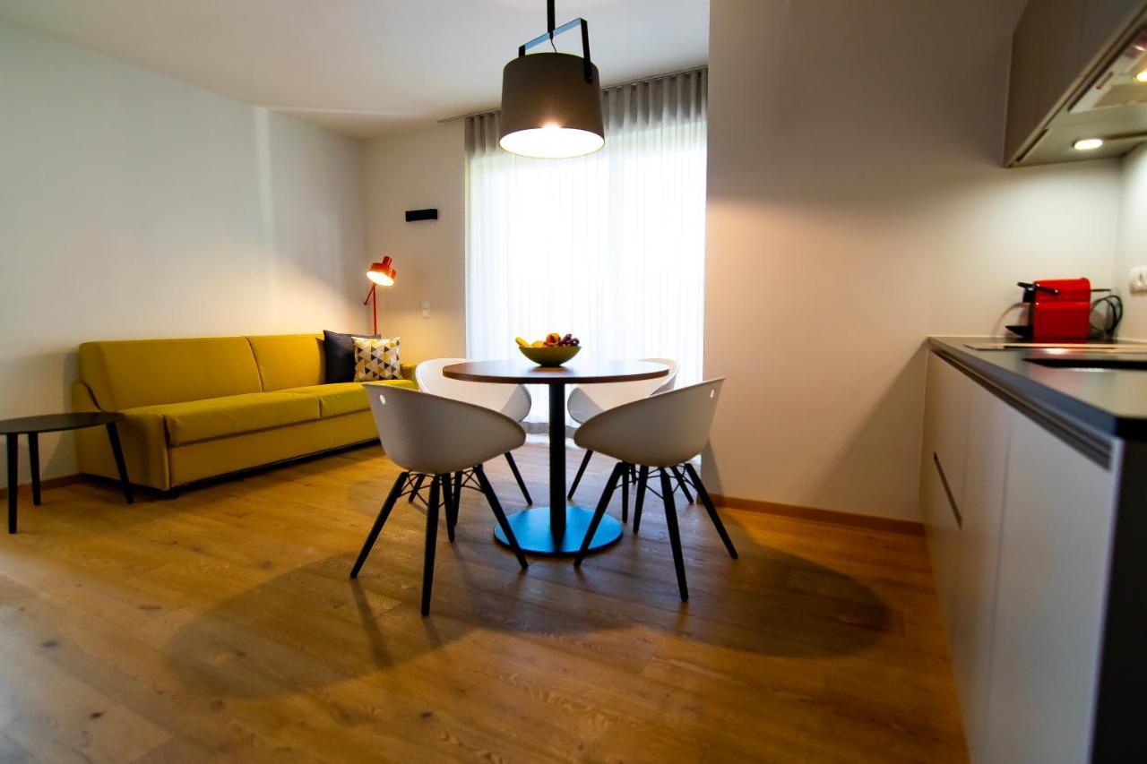 Bruehl Suites&Residence Калдаро Екстериор снимка